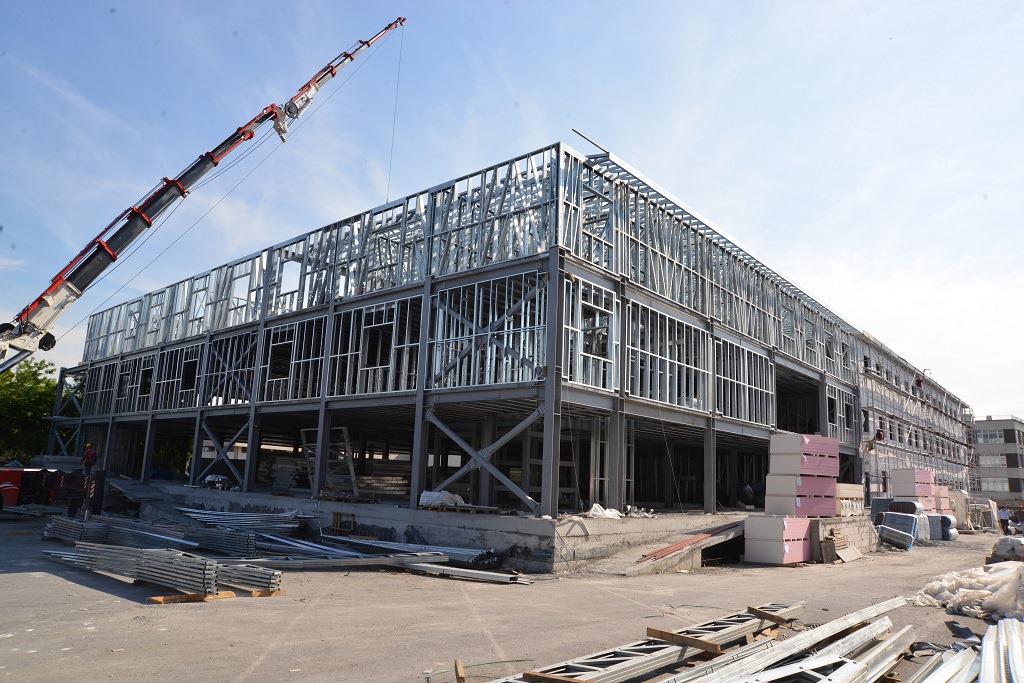 Conventional construction integrated into design-build projects