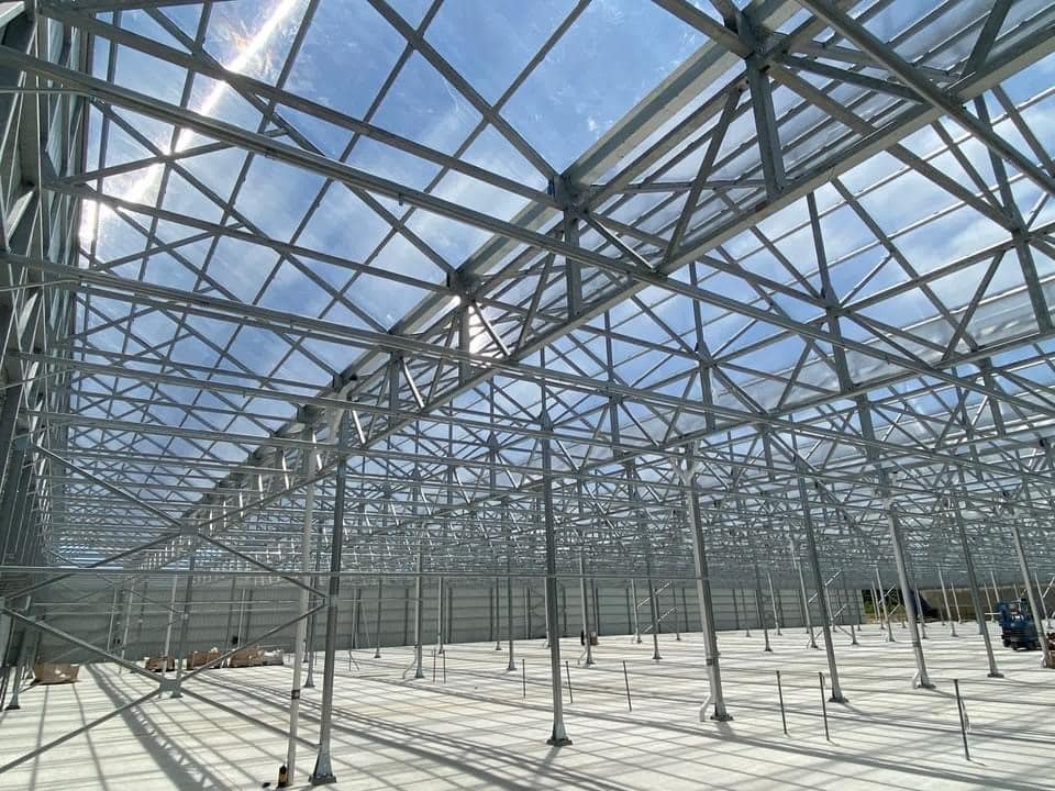 Building envelope systems for metal buildings