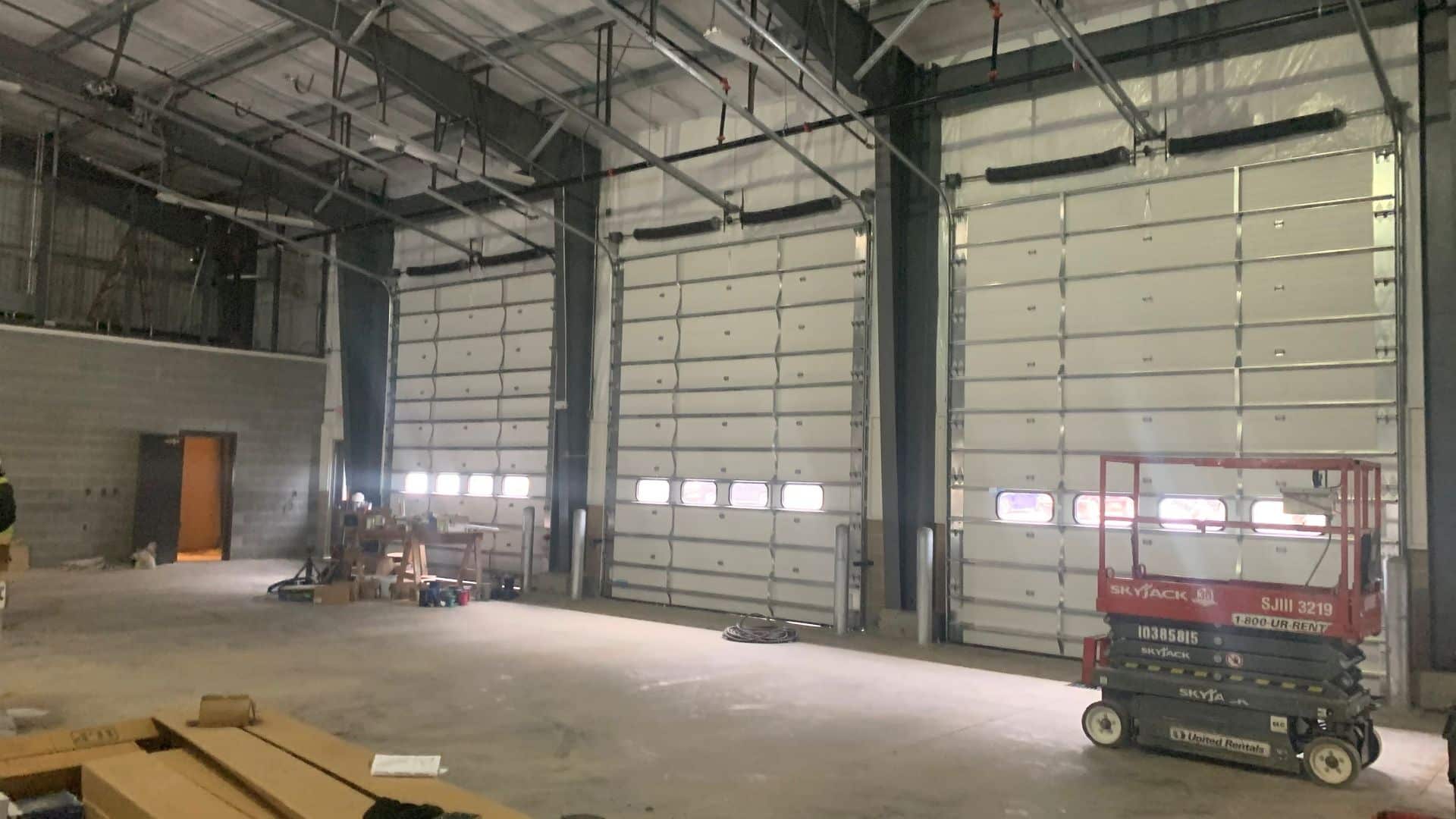 Building envelope systems for industrial construction